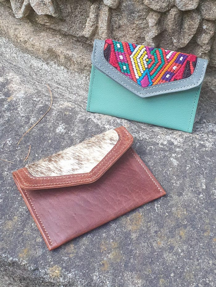 Canario Card Holder by Poncho's Bags | Inspire Me Latin America