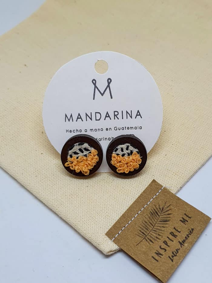 Hilos Studs in Wood Trim by Mandarina by Dre | Inspire Me Latin America