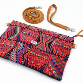 The Convertible Crossbody Clutch from Típicos Vicente | Inspire Me Latin America