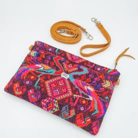 The Convertible Crossbody Clutch from Típicos Vicente | Inspire Me Latin America